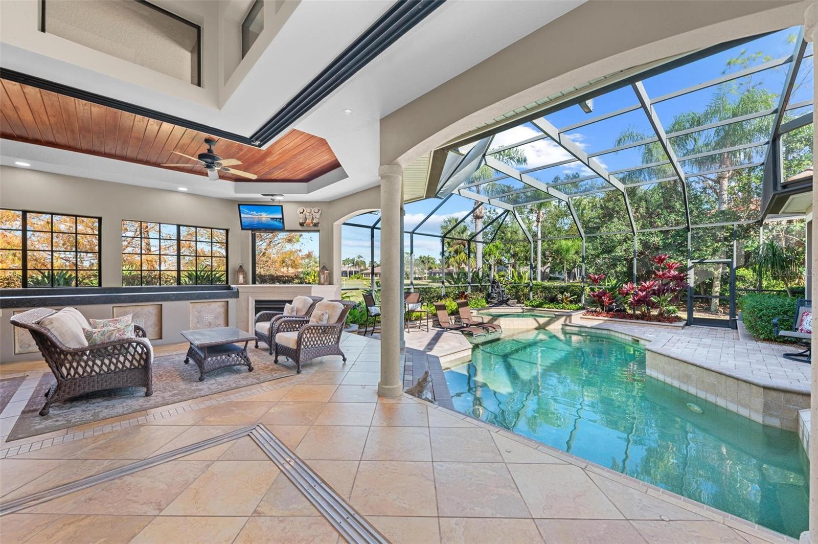 LAKEWOOD RANCH COUNTRY CLUB - Residential