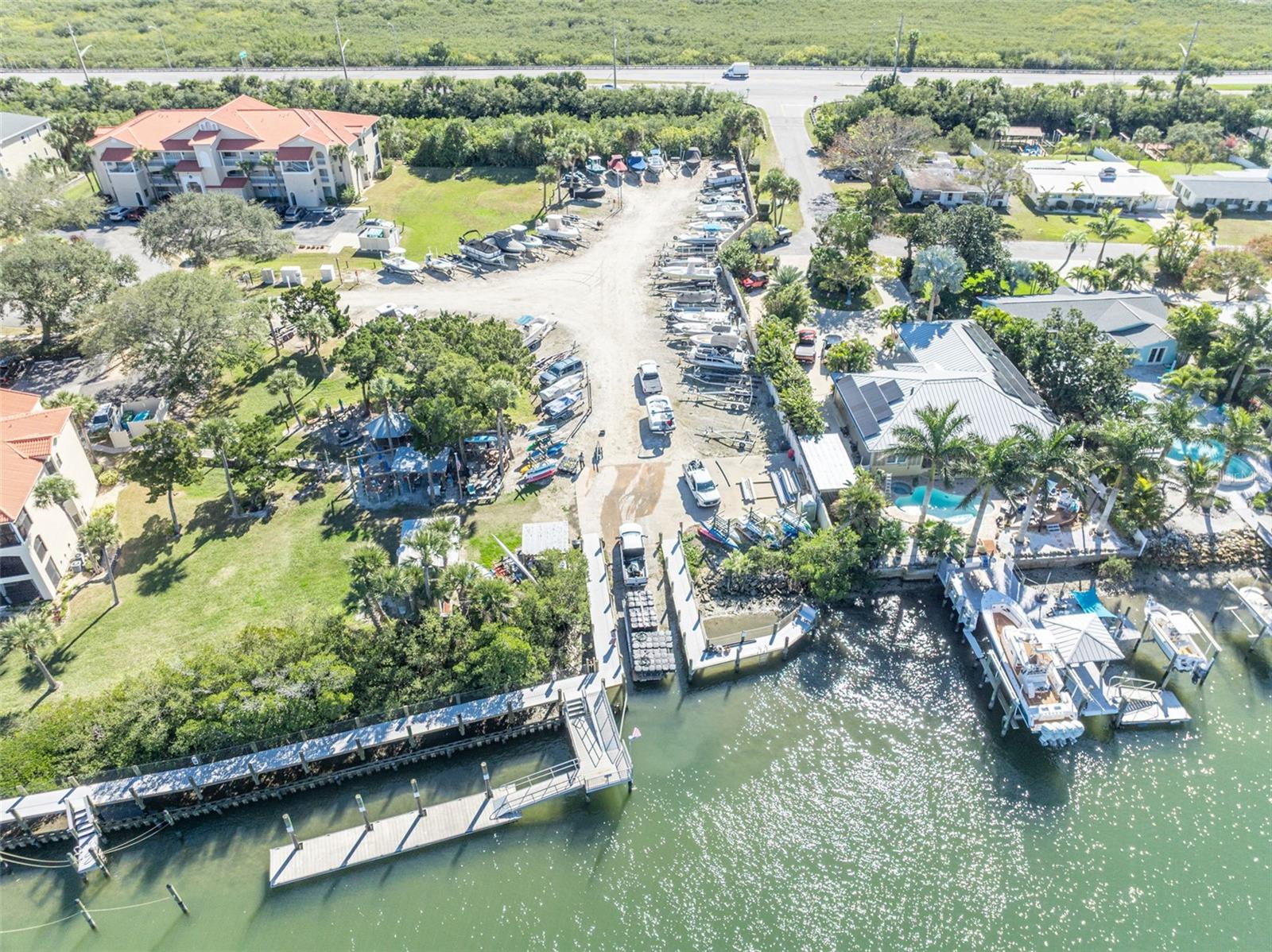 BOUCHELLE ISLAND 09 - Residential