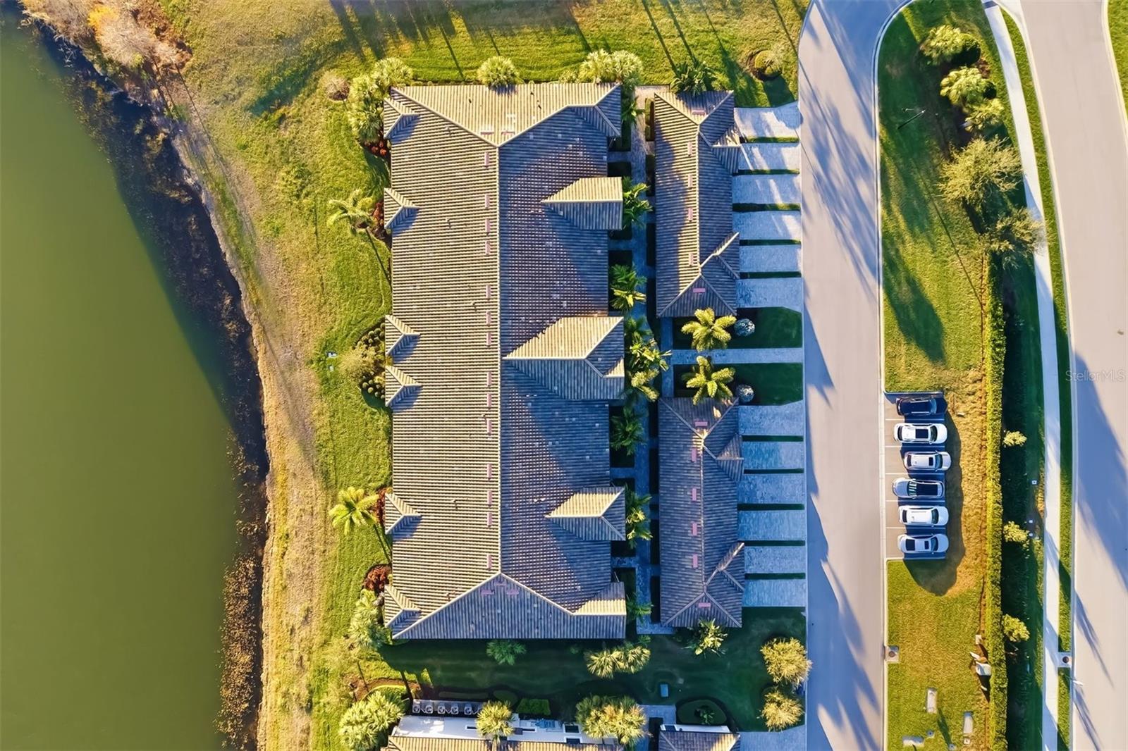 LAKEWOOD NATIONAL - Residential