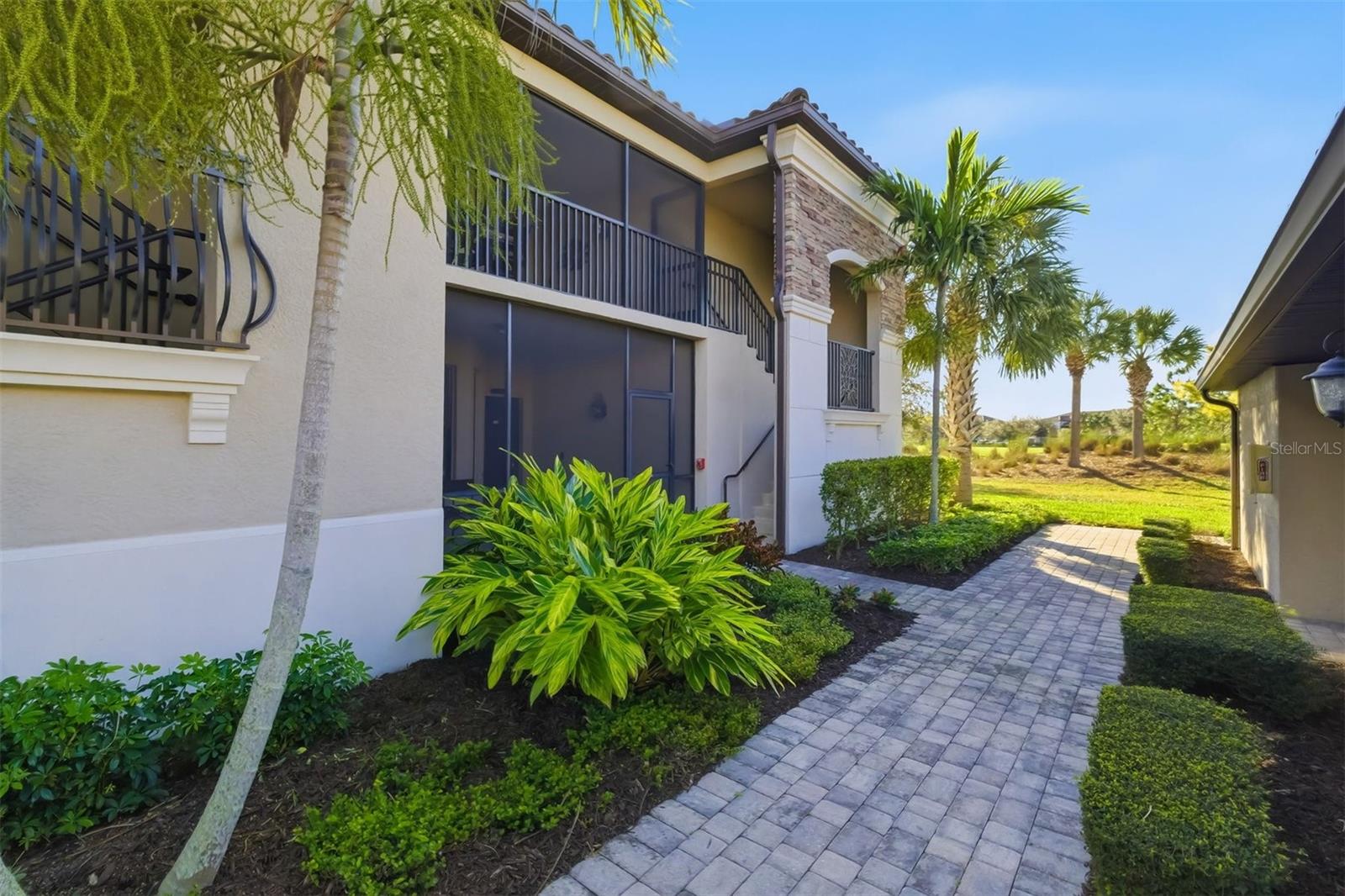 LAKEWOOD NATIONAL - Residential