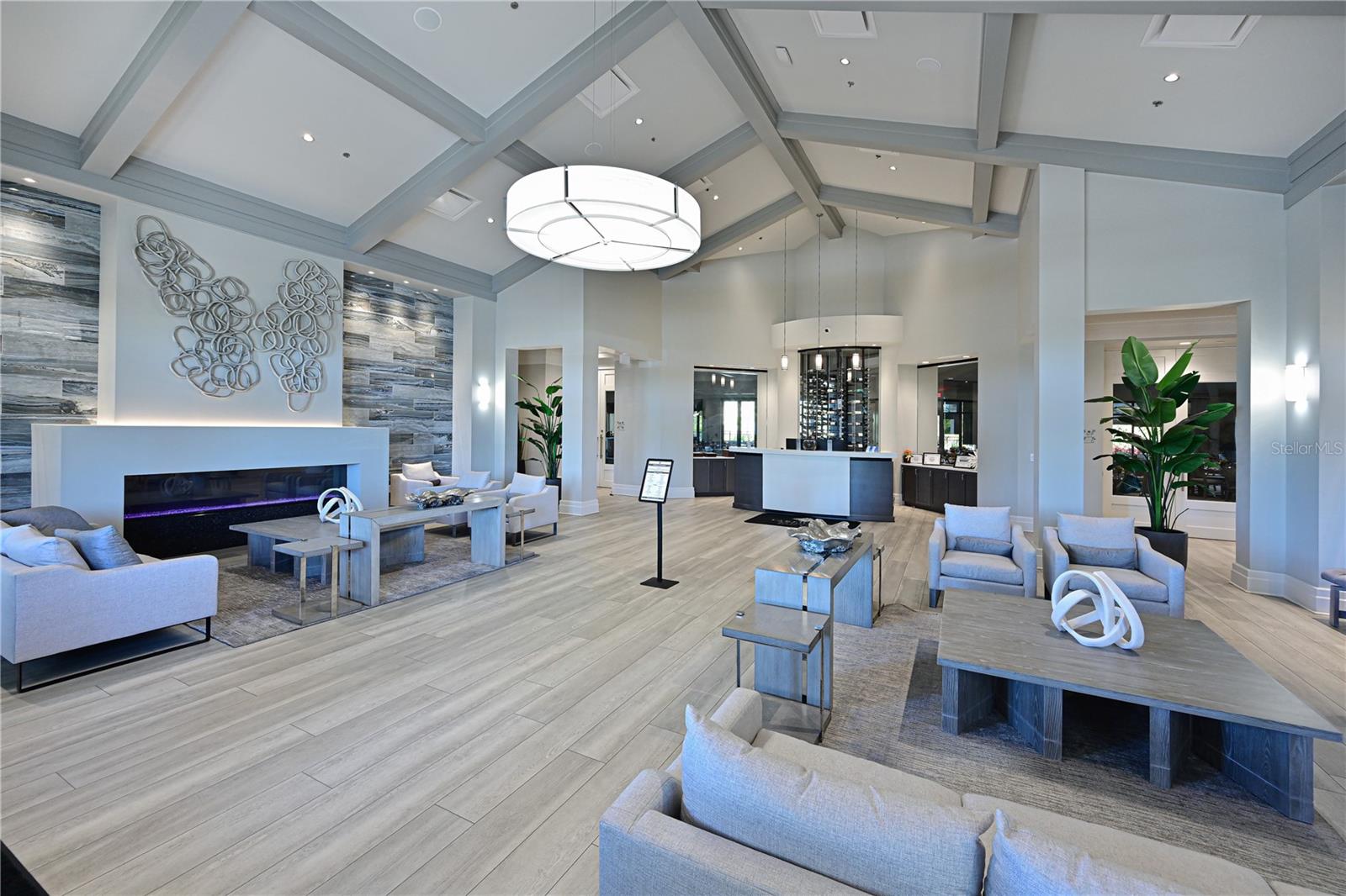 LAKEWOOD NATIONAL - Residential