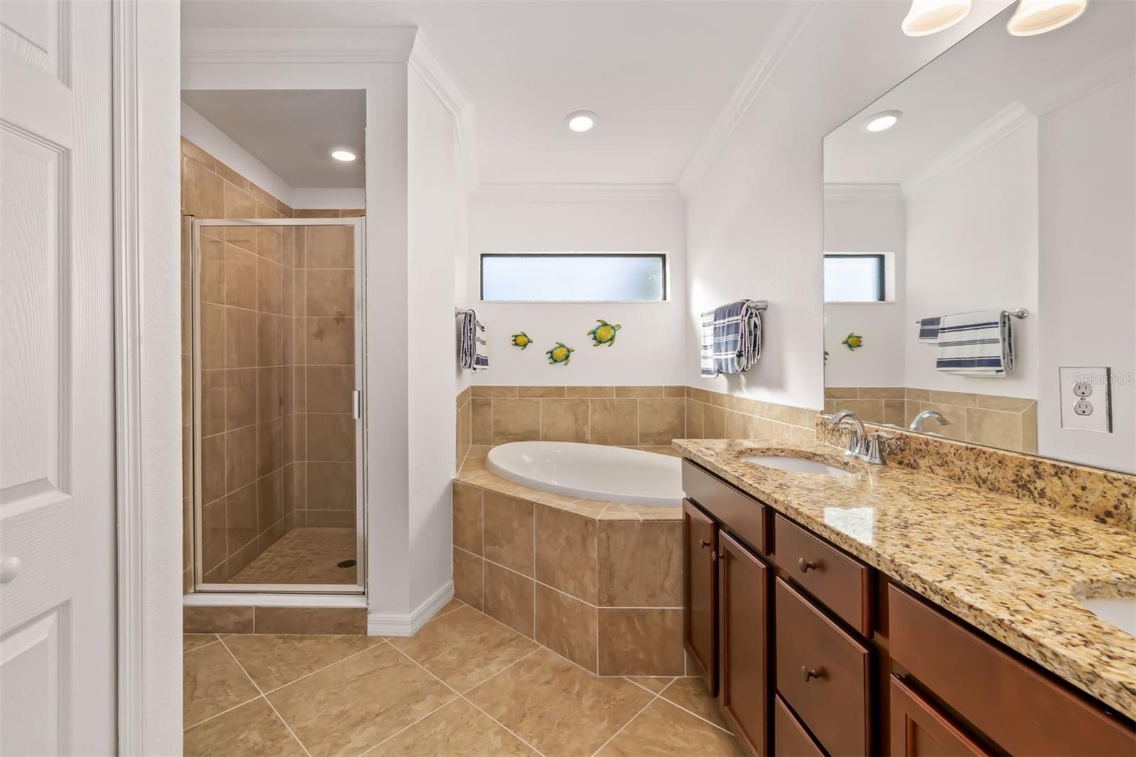 LAKEWOOD NATIONAL - Residential