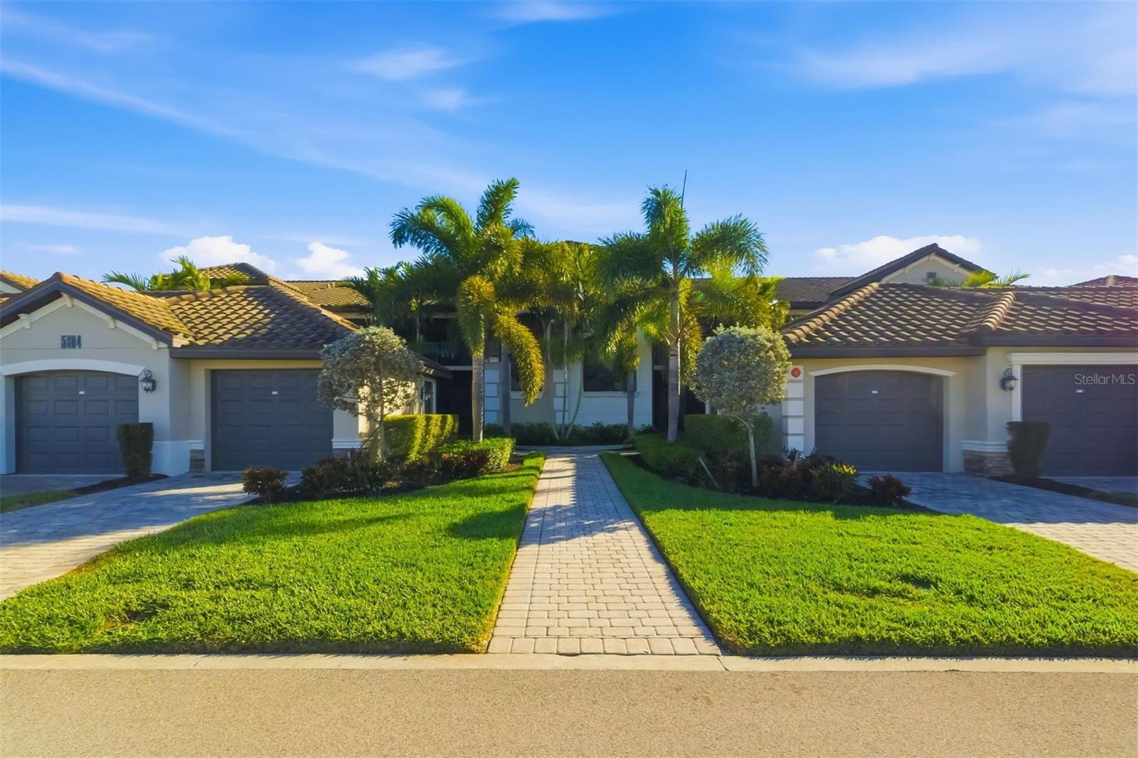 LAKEWOOD NATIONAL - Residential