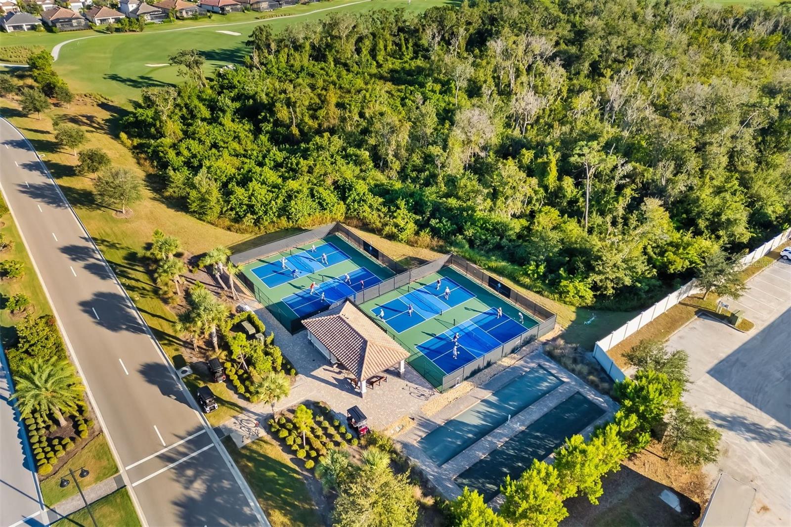 LAKEWOOD NATIONAL - Residential