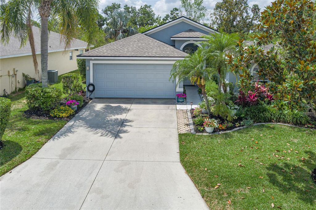 Photo of 5209 Lansdowne Way, Palmetto, FL 34221 (MLS # A4650647)