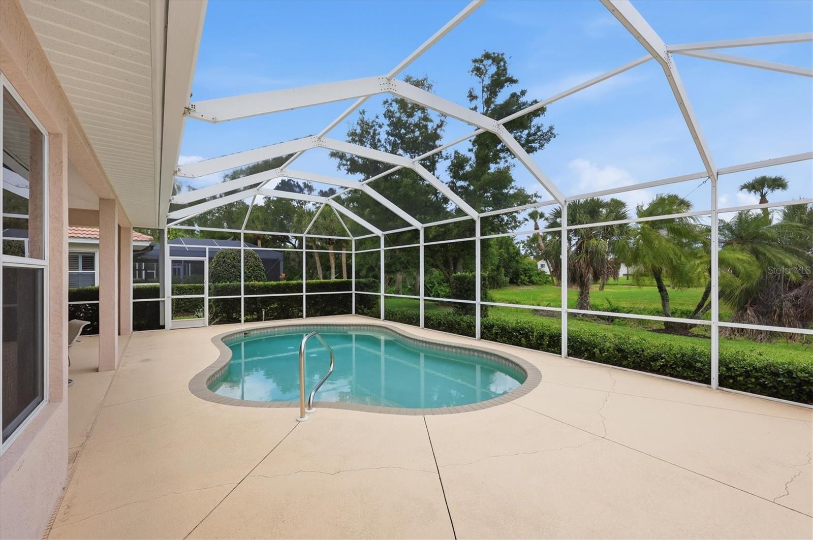 SAWGRASS - Residential