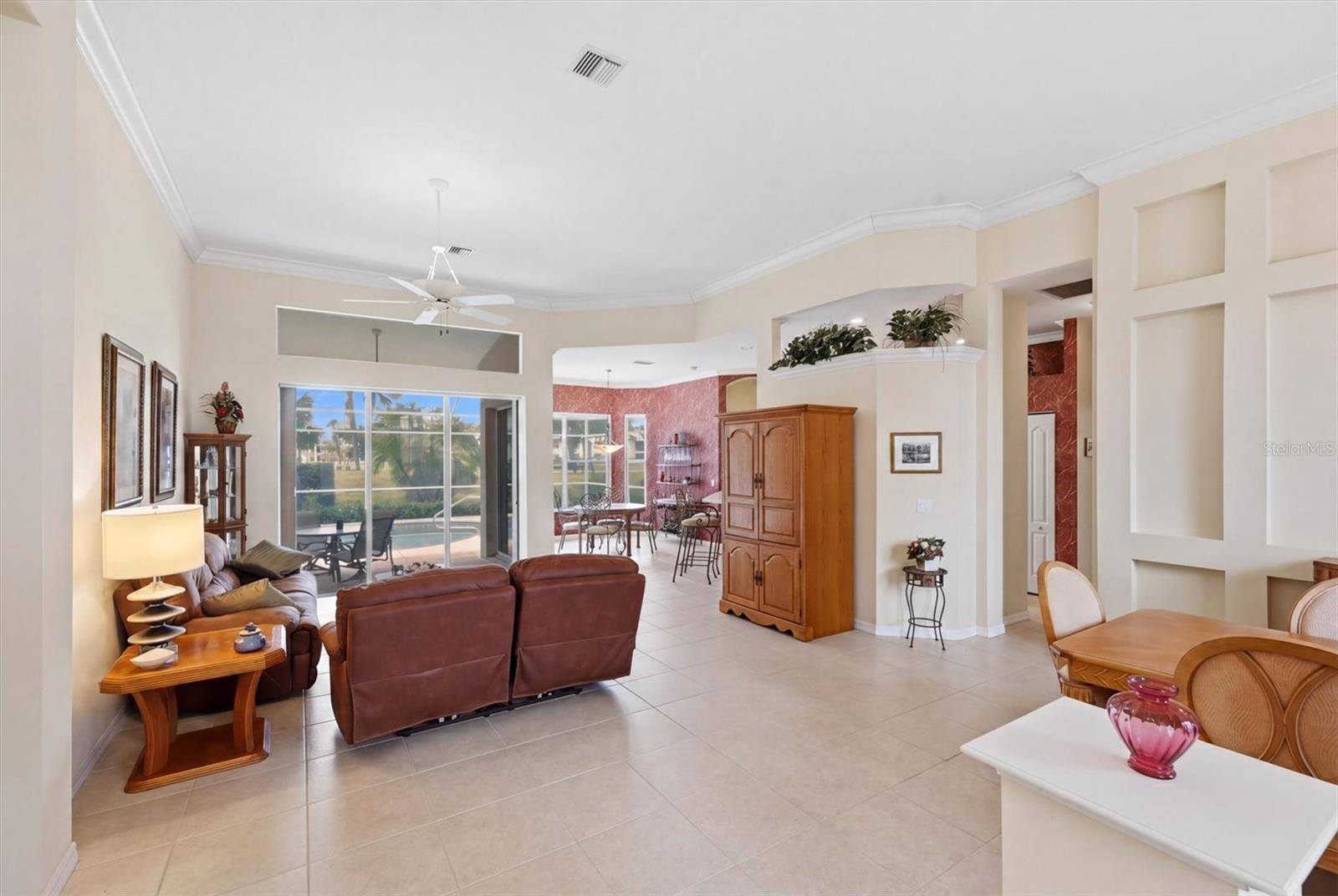 SAWGRASS - Residential