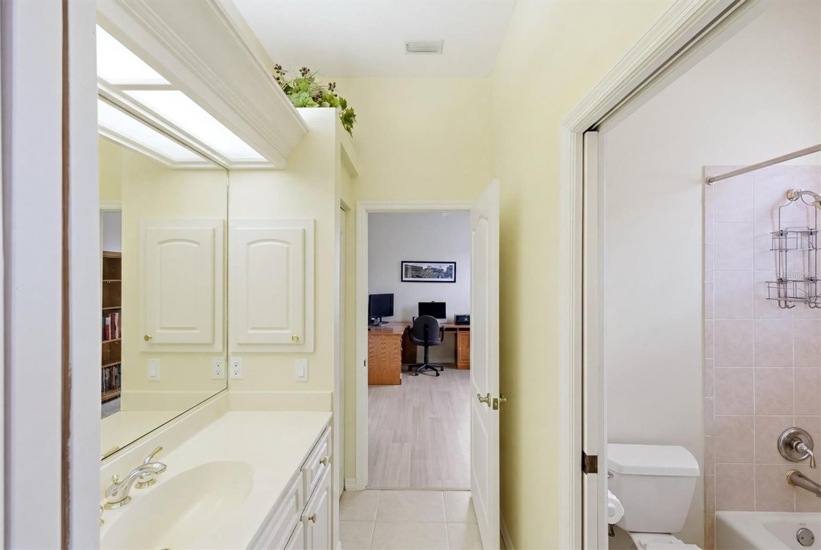 SAWGRASS - Residential