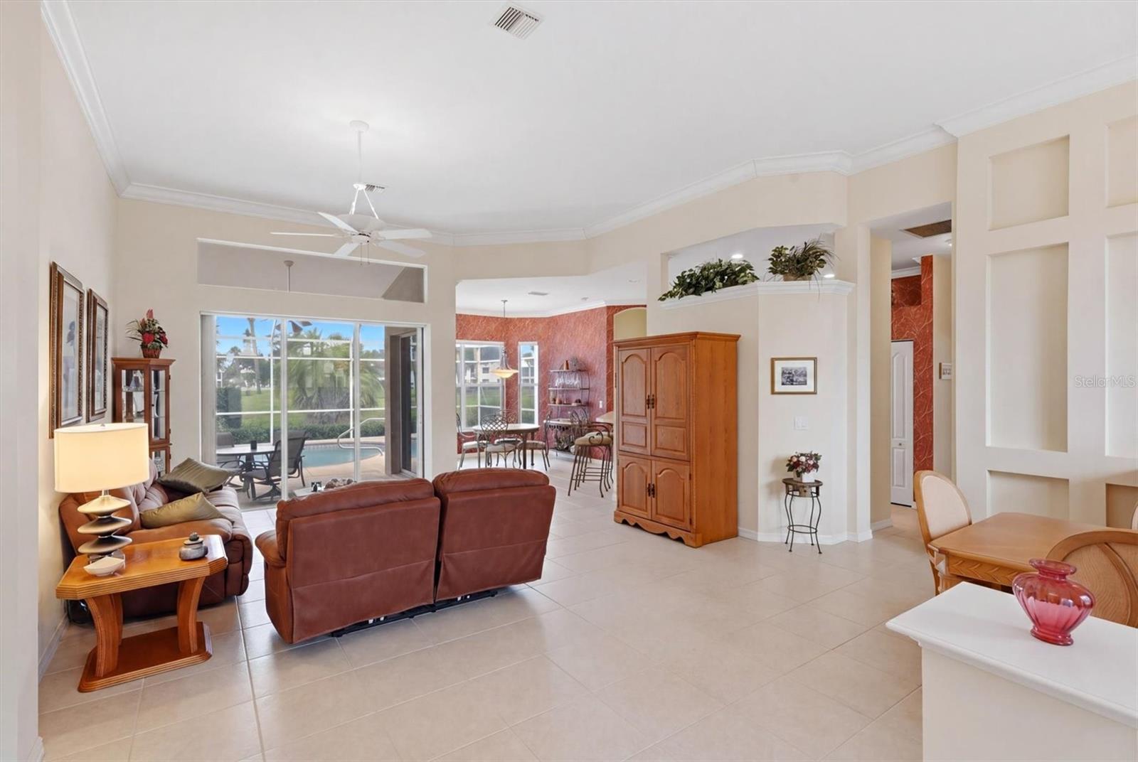 SAWGRASS - Residential