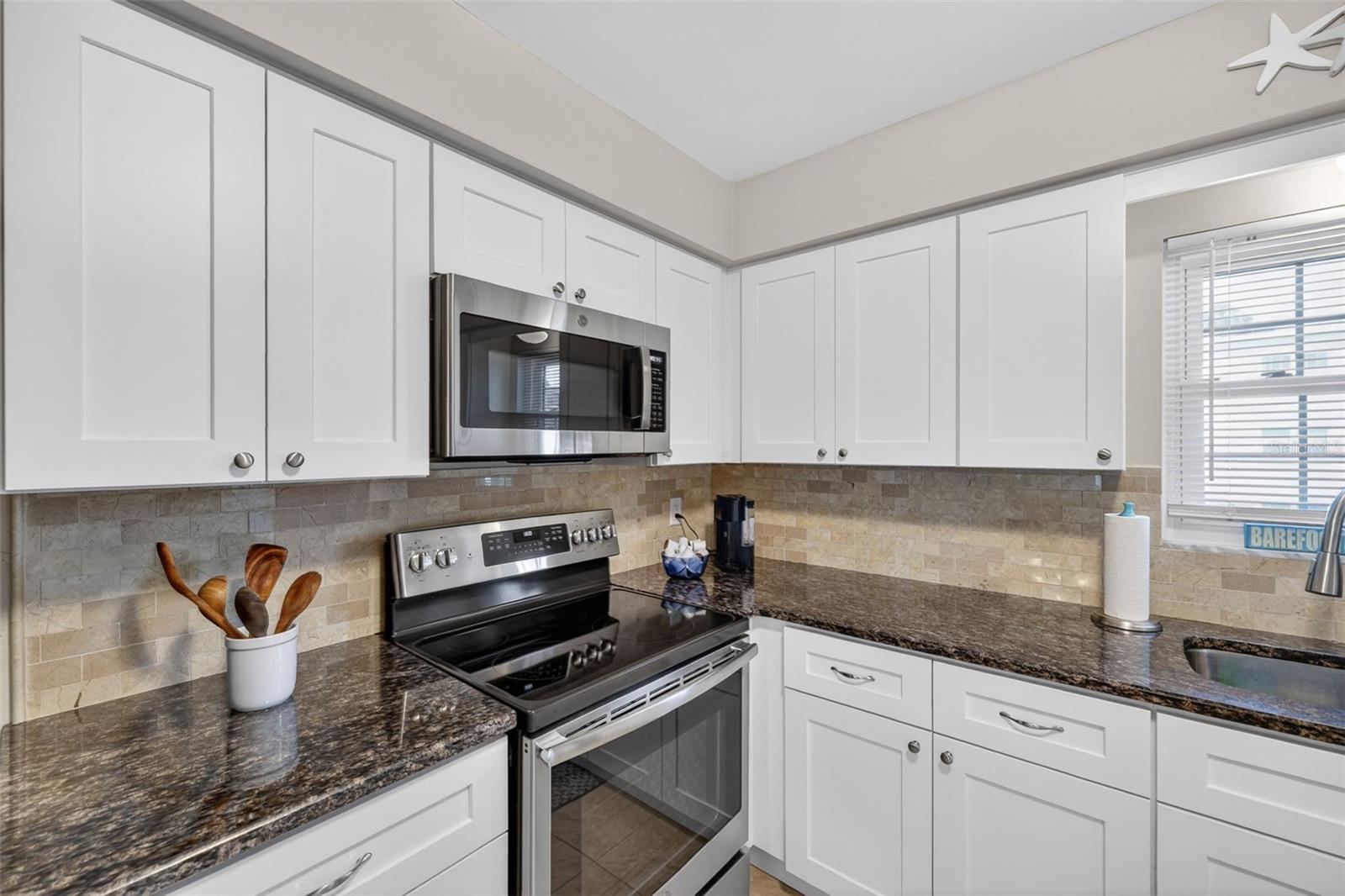 BELLEAIR FOREST - Residential