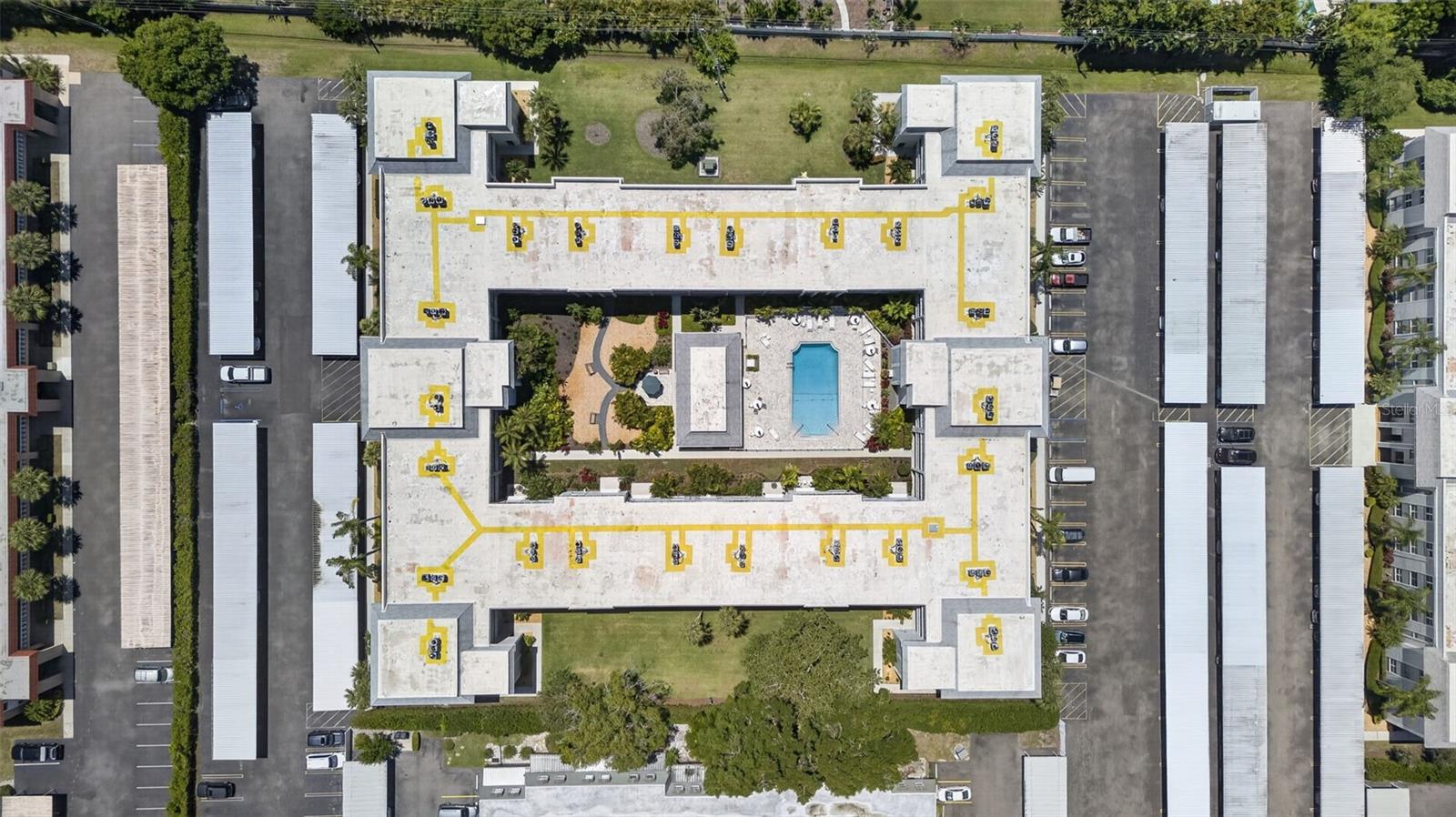 BELLEAIR FOREST - Residential