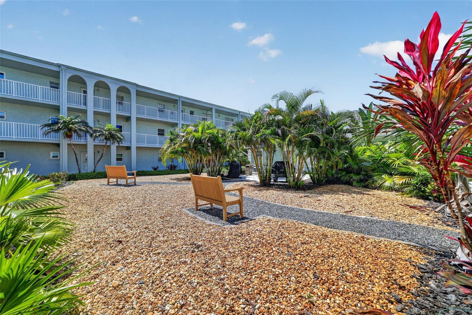 BELLEAIR FOREST - Residential