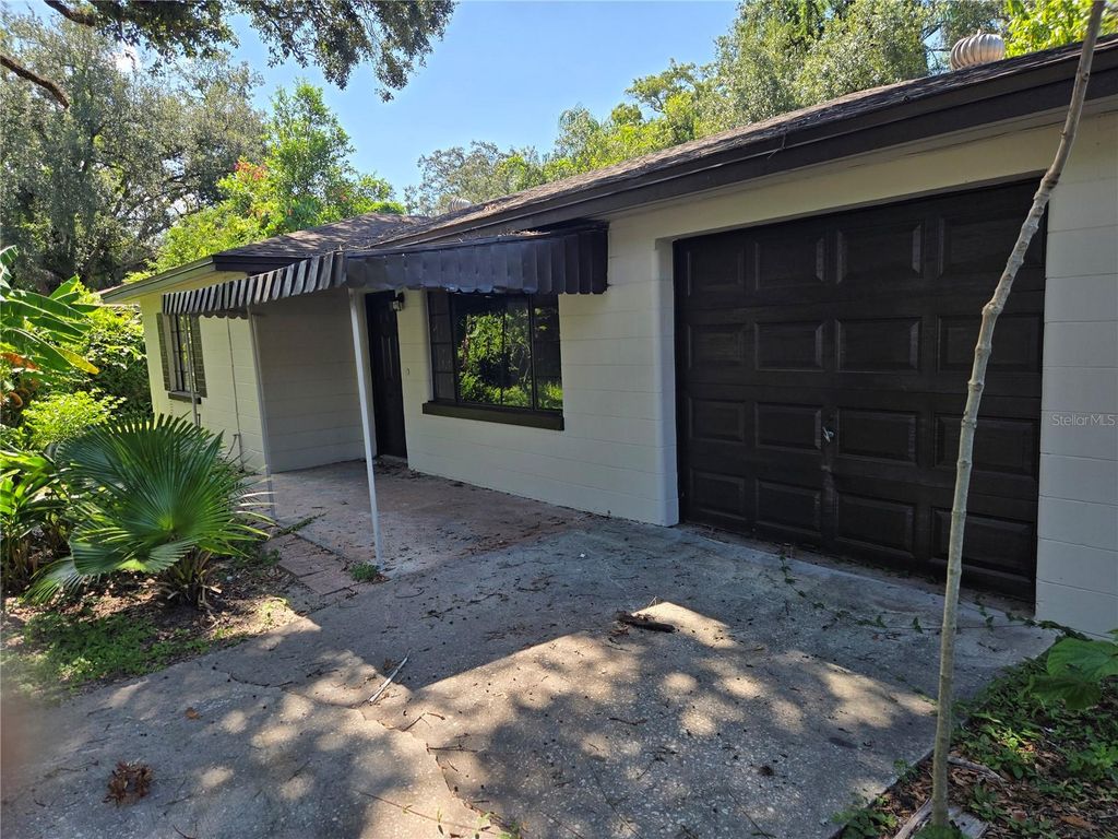 Photo of 804 W Linebaugh Avenue, Tampa, FL 33612 (MLS # TB8406788)