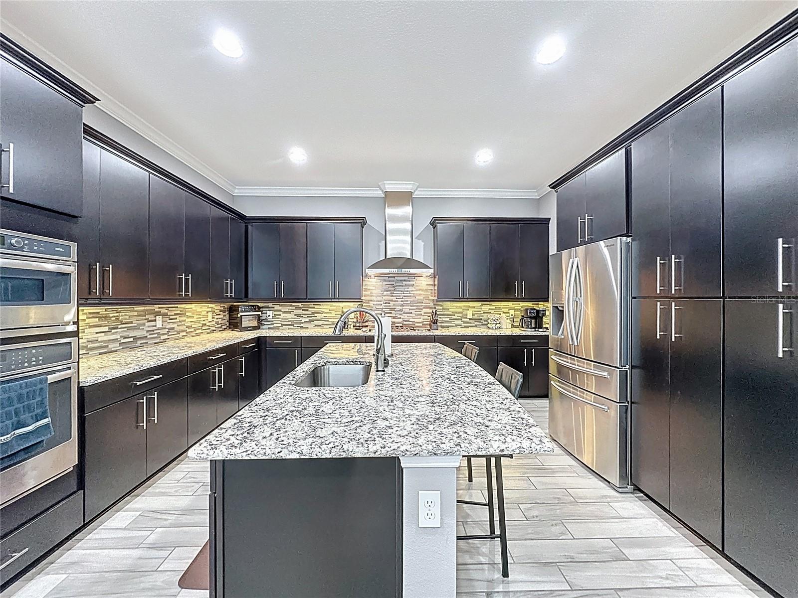 CASCADES OF GROVELAND (TRILOGY) - Residential