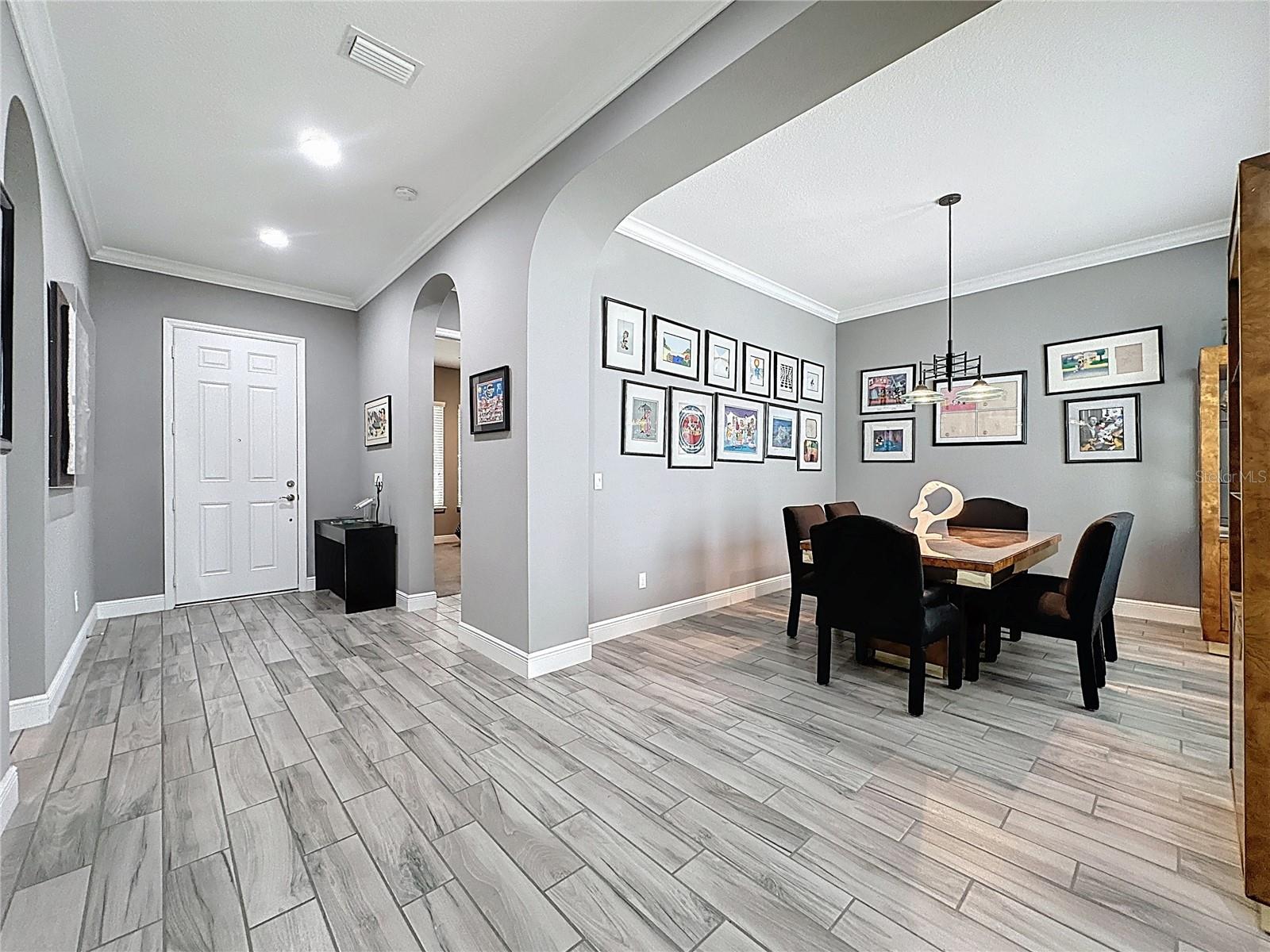 CASCADES OF GROVELAND (TRILOGY) - Residential