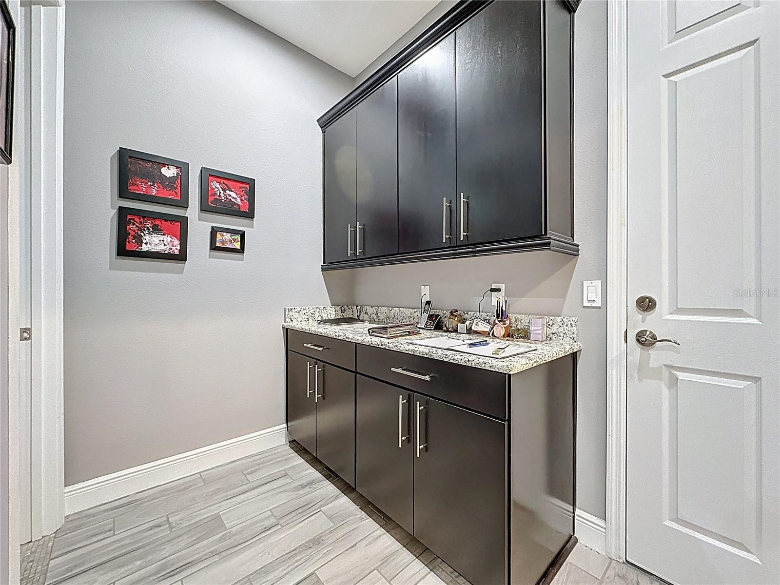 CASCADES OF GROVELAND (TRILOGY) - Residential