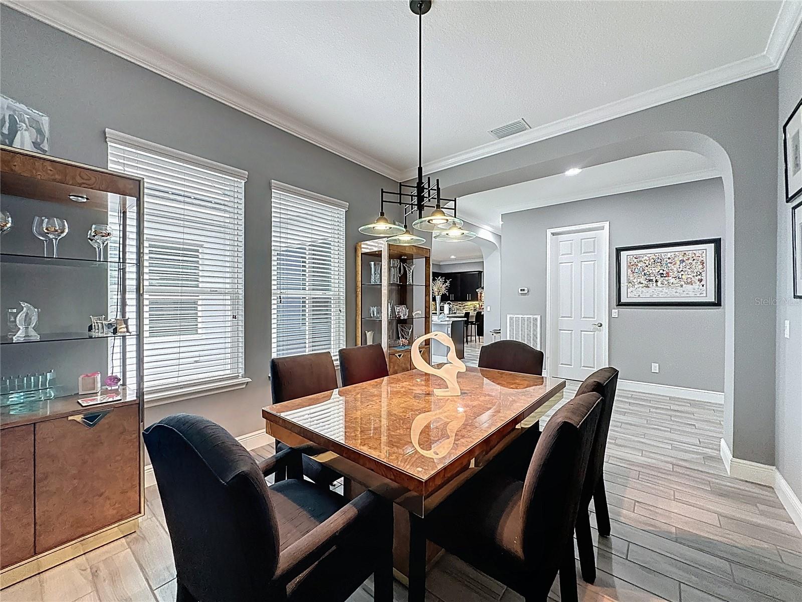 CASCADES OF GROVELAND (TRILOGY) - Residential