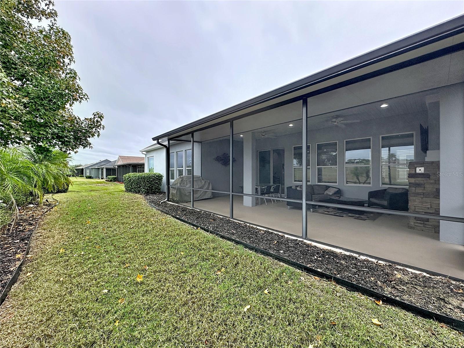 CASCADES OF GROVELAND (TRILOGY) - Residential