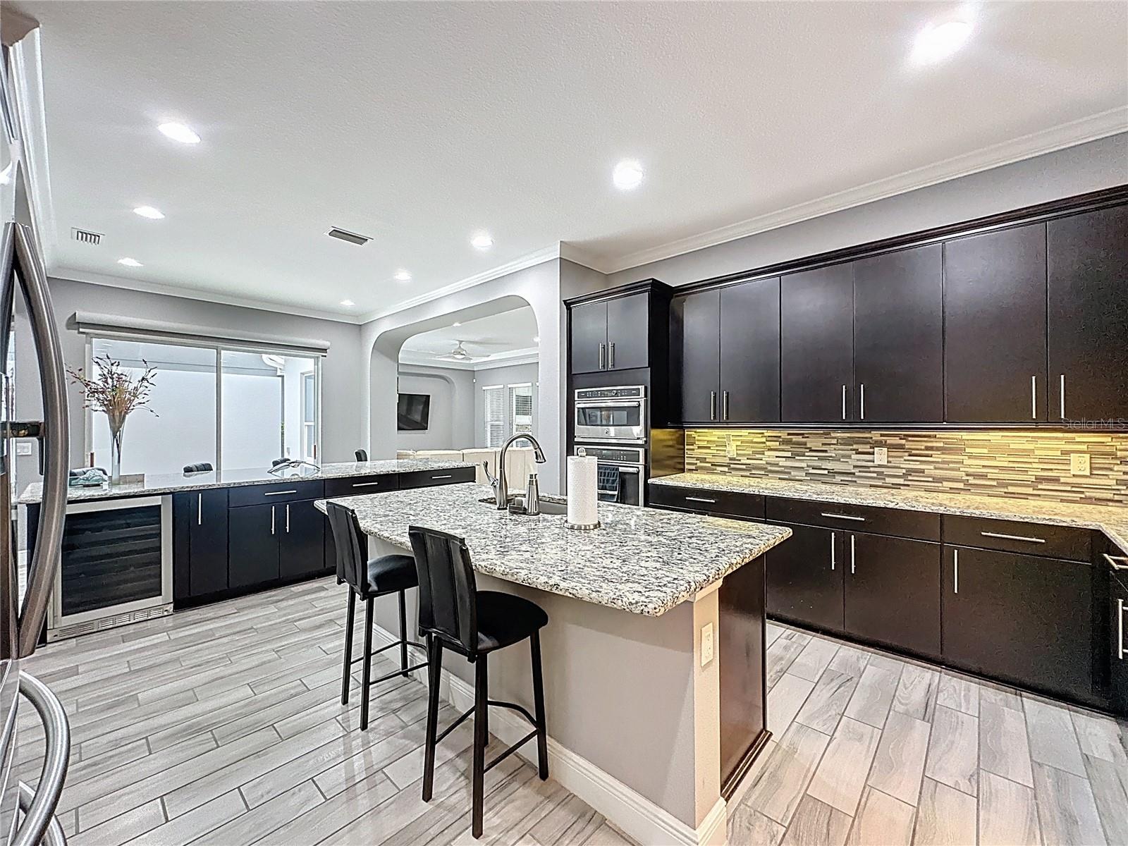 CASCADES OF GROVELAND (TRILOGY) - Residential