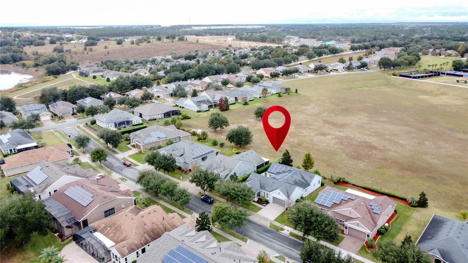 CASCADES OF GROVELAND (TRILOGY) - Residential