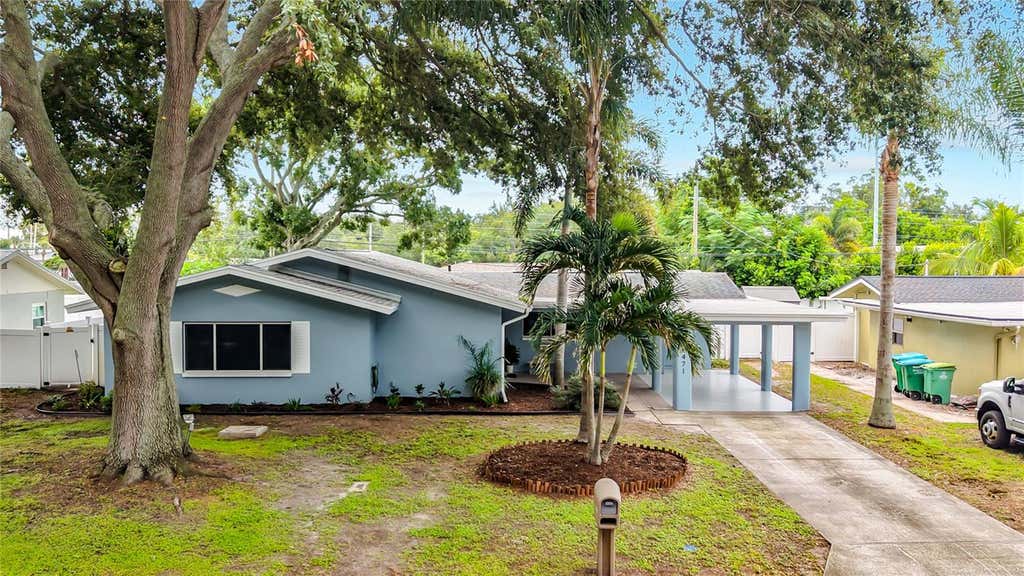 Photo of 2471 Raymont Drive, Clearwater, FL 33763 (MLS # O6431936)
