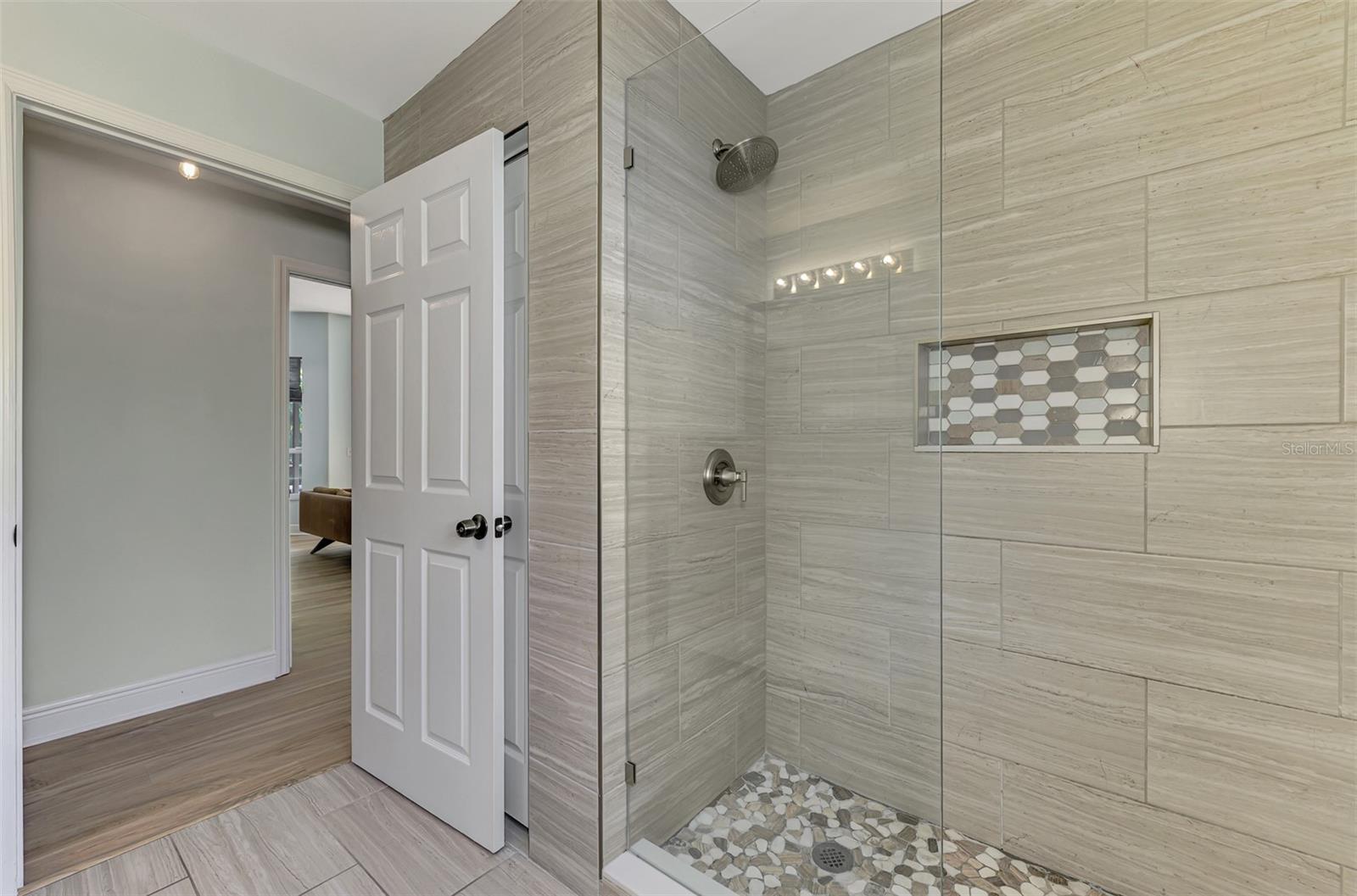 CREEKWOOD PH ONE SUBPHASE I UNIT A2 - Residential