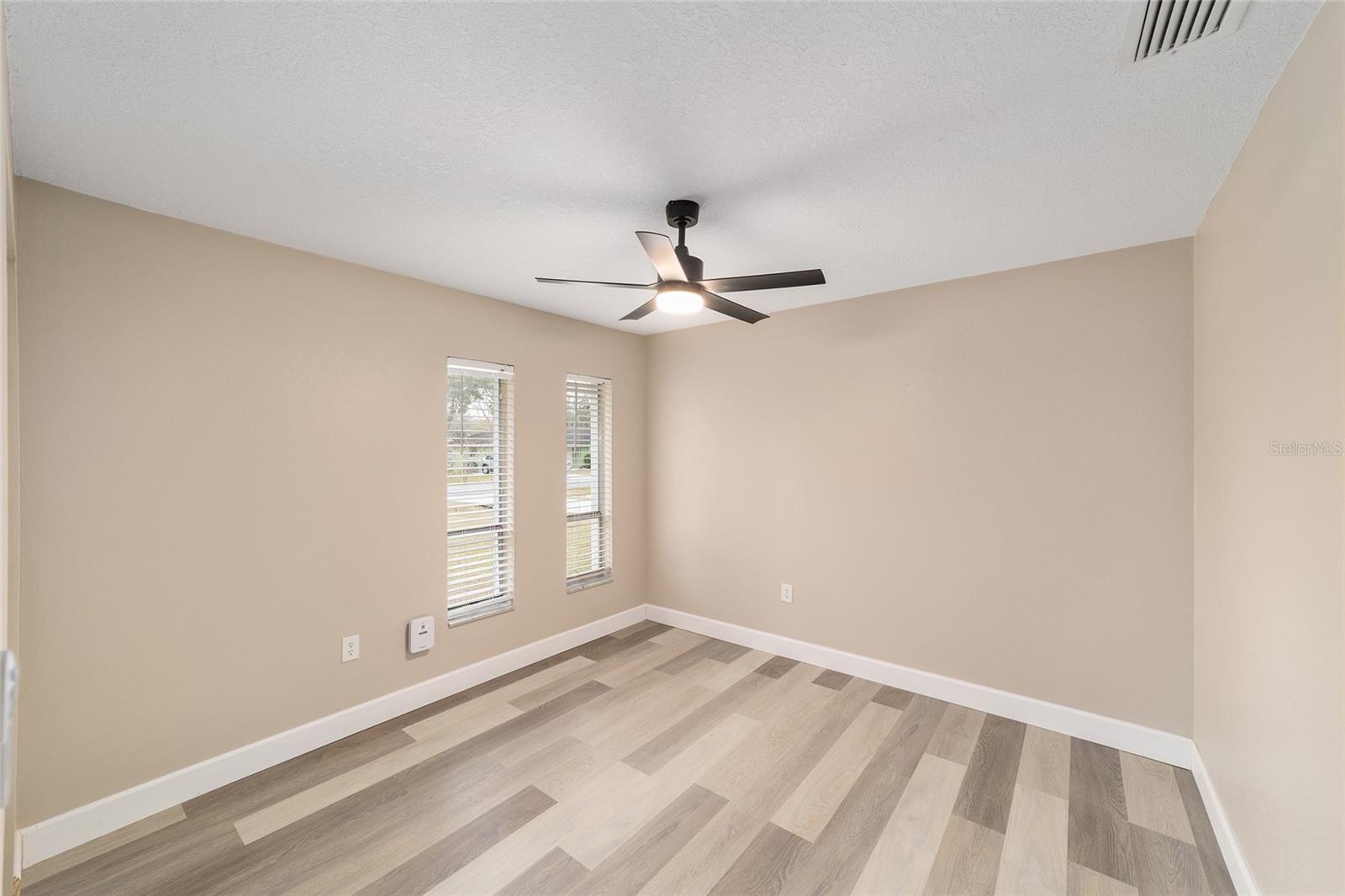 HI CLIFF HEIGHTS - Residential