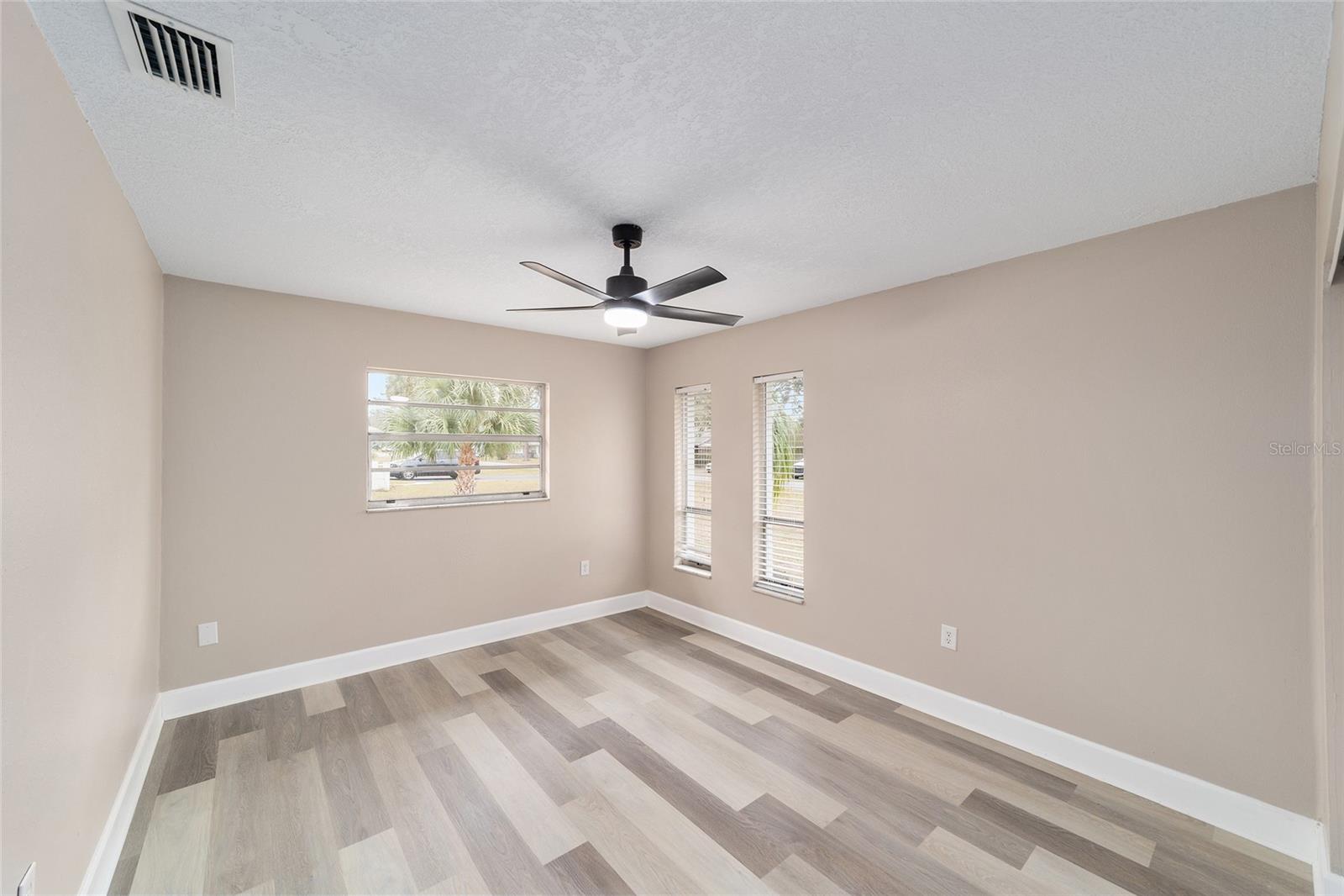 HI CLIFF HEIGHTS - Residential