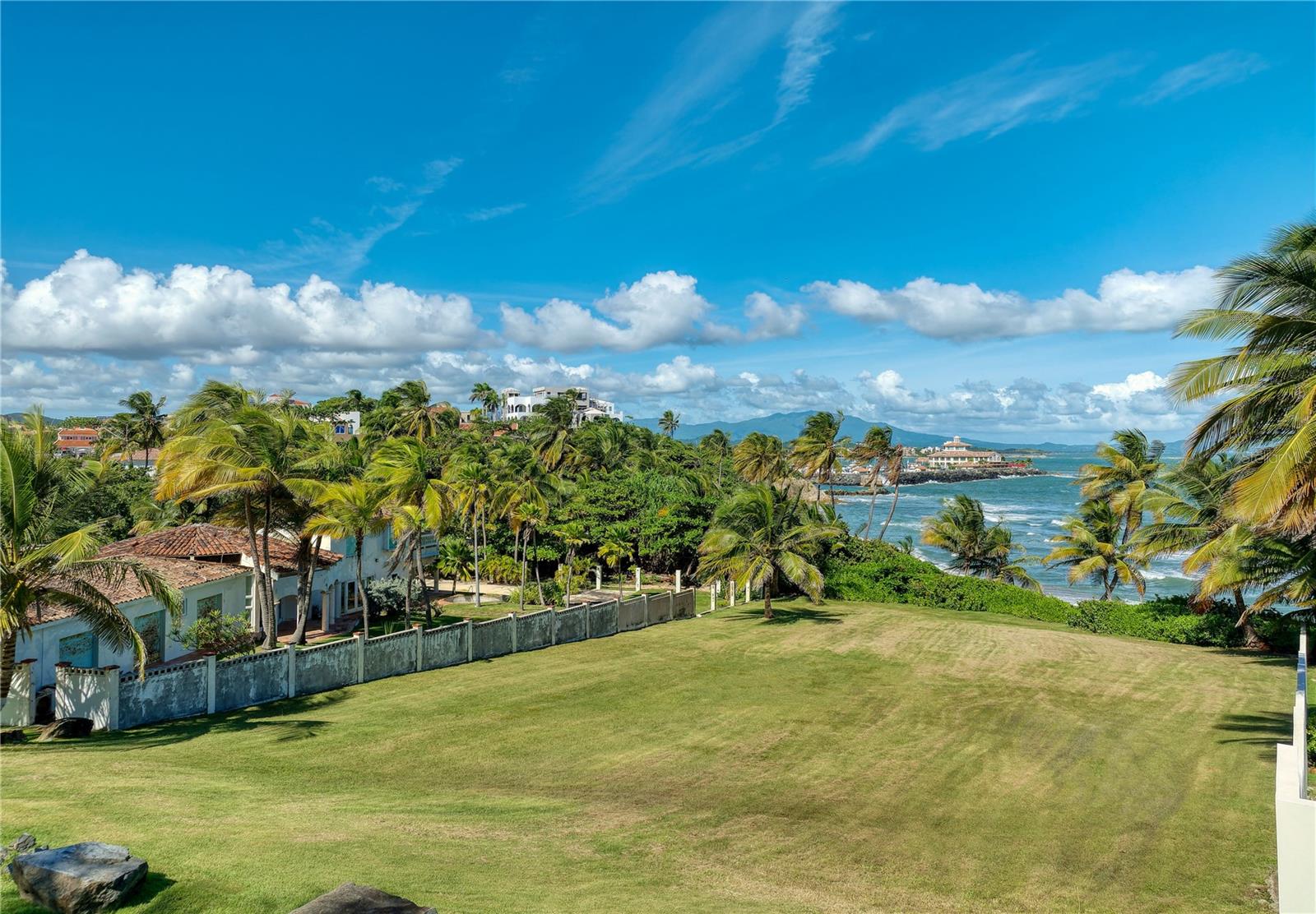 PALMAS DEL MAR - Land