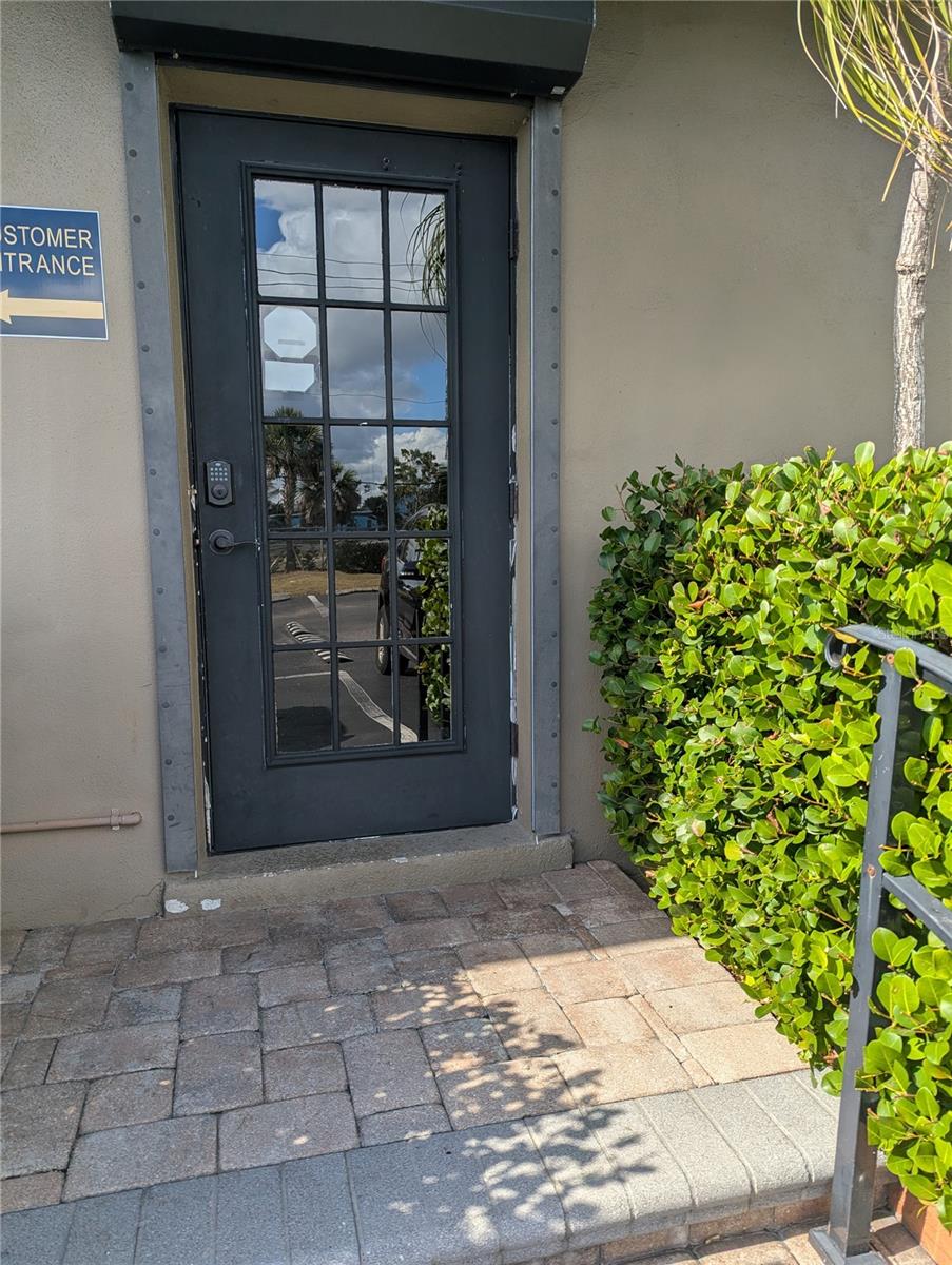 GROSS - Commercial Lease