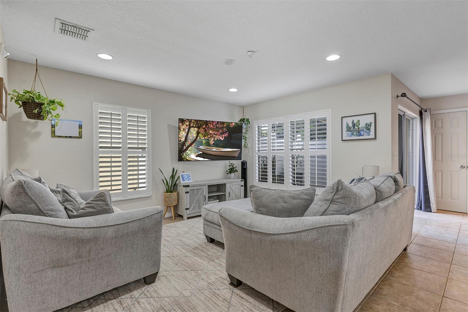 13855 GOLDEN RUSSET DRIVE