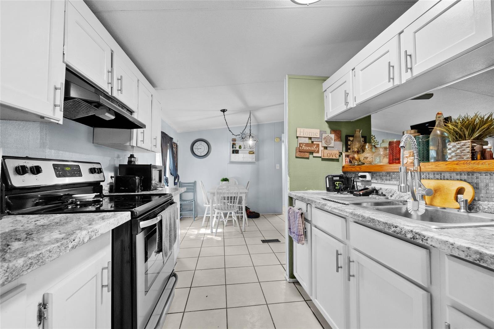 HUNTERS CHASE FARMS - Residential