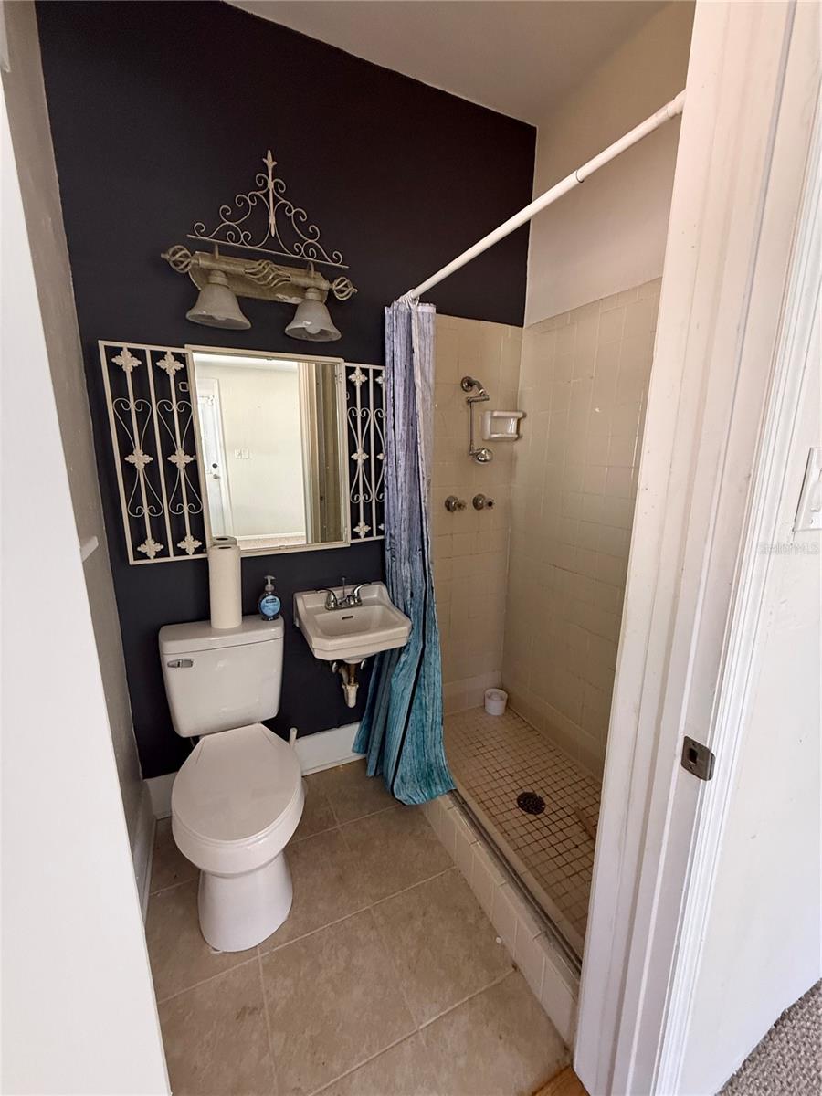 EAST SUWANEE HEIGHTS - Commercial Sale