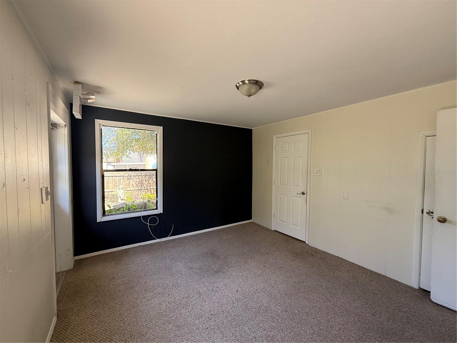 EAST SUWANEE HEIGHTS - Commercial Sale