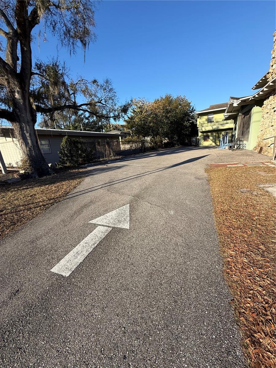 EAST SUWANEE HEIGHTS - Commercial Sale