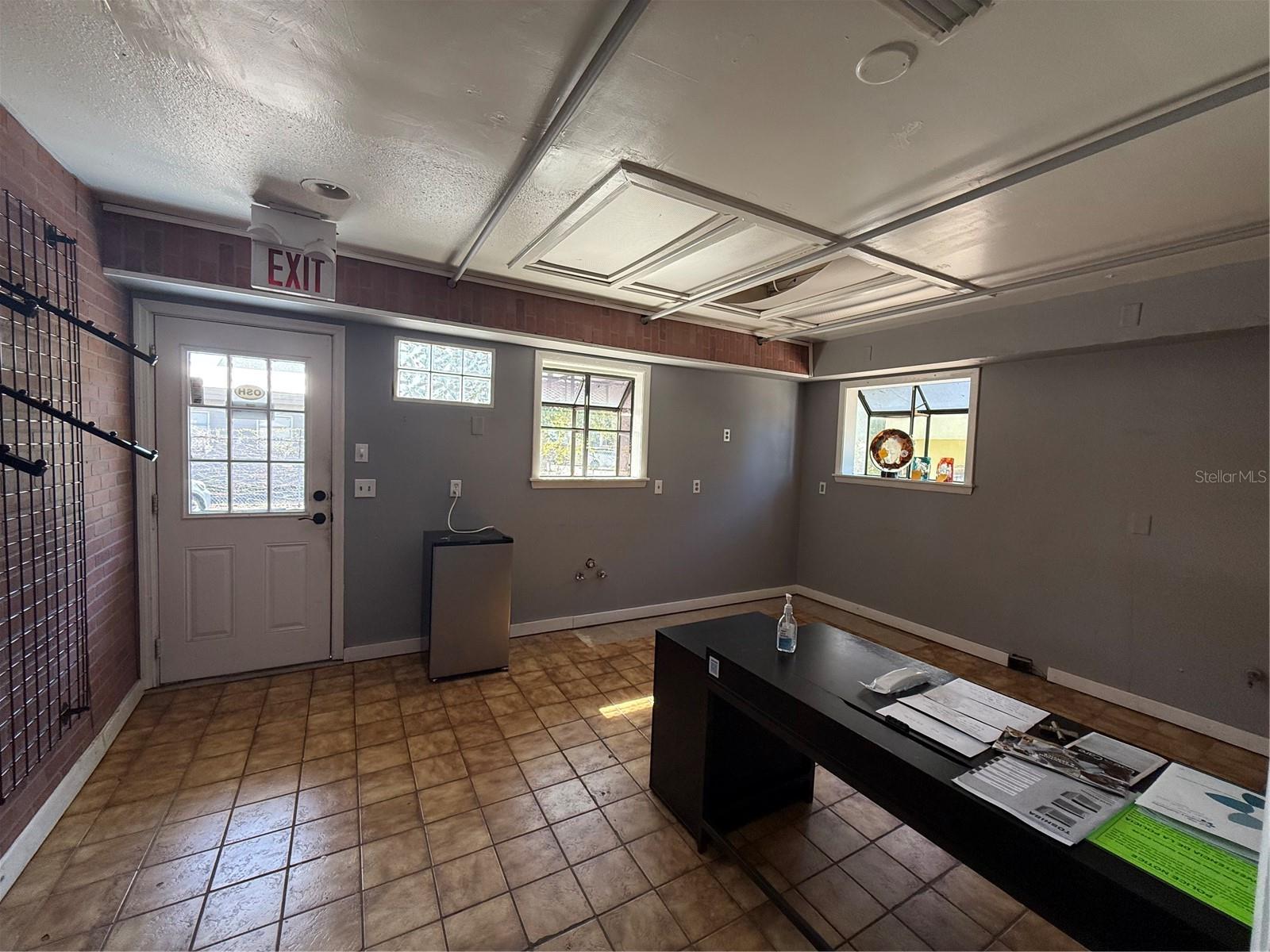 EAST SUWANEE HEIGHTS - Commercial Sale