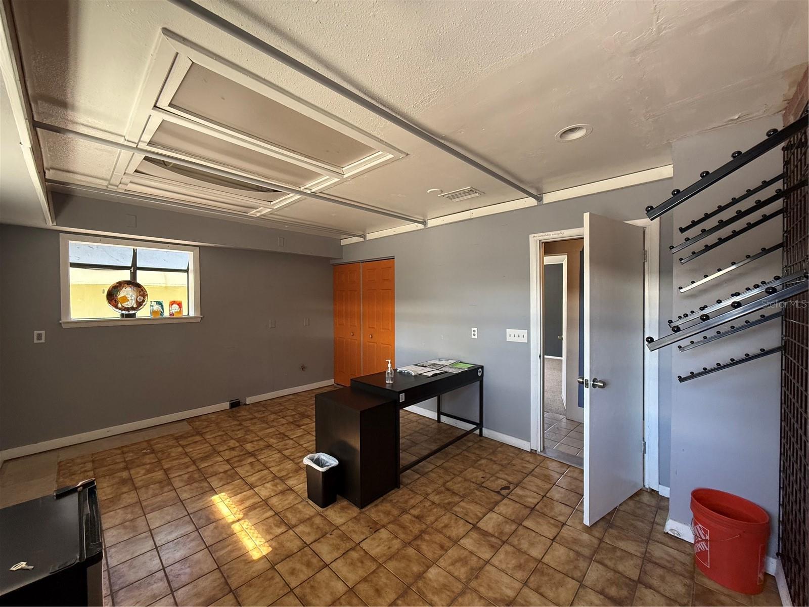 EAST SUWANEE HEIGHTS - Commercial Sale