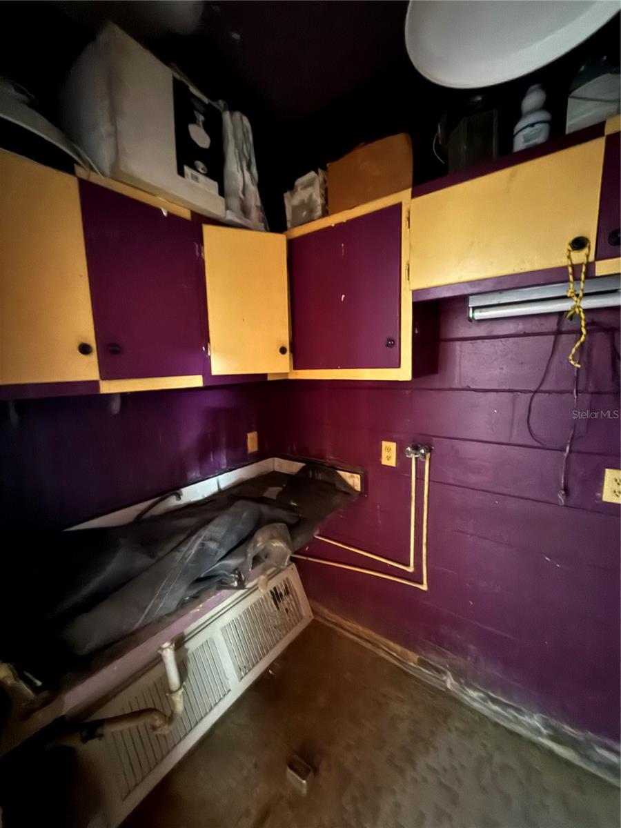 EAST SUWANEE HEIGHTS - Commercial Sale