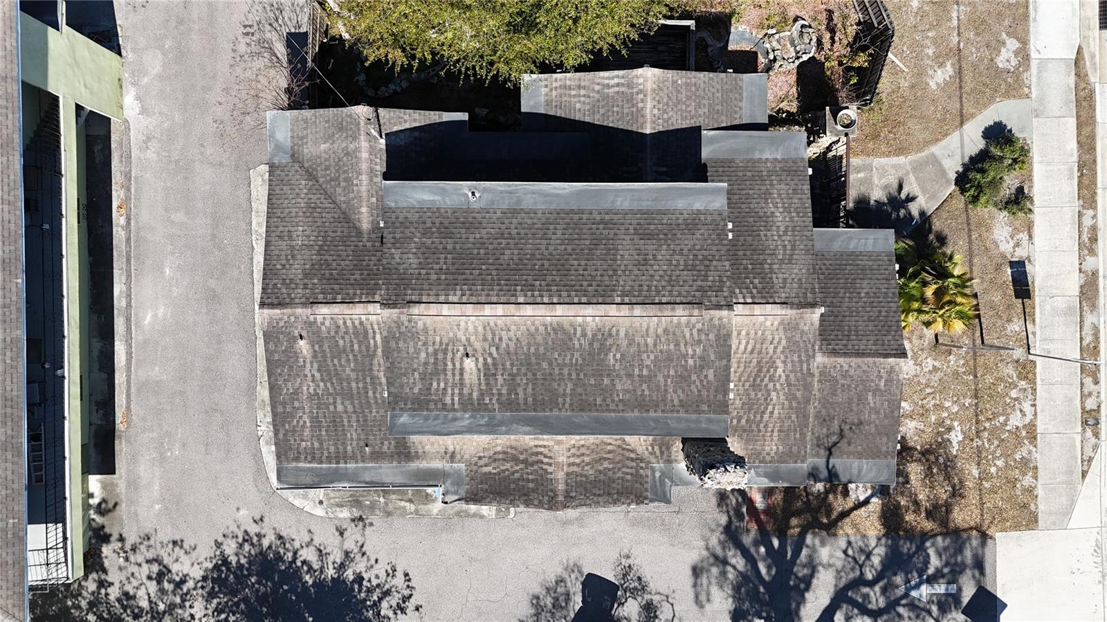 EAST SUWANEE HEIGHTS - Commercial Sale