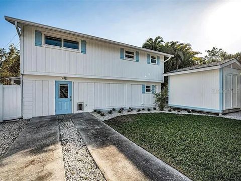 7 GEORGIA AVENUE CRYSTAL BEACH FL 34681