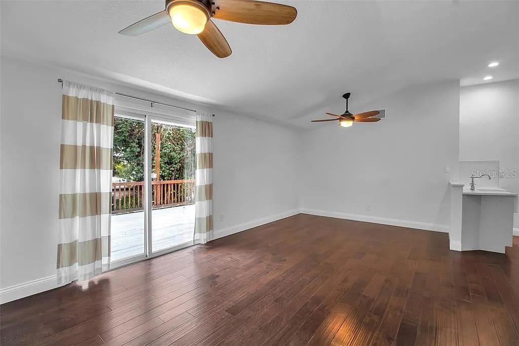 SEASIDE ASSEMBLY - Residential