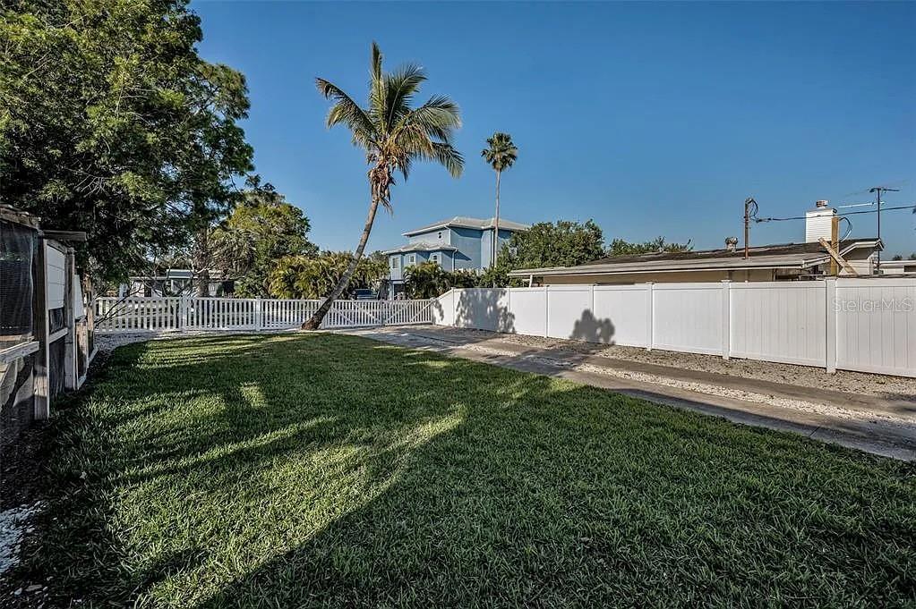 SEASIDE ASSEMBLY - Residential