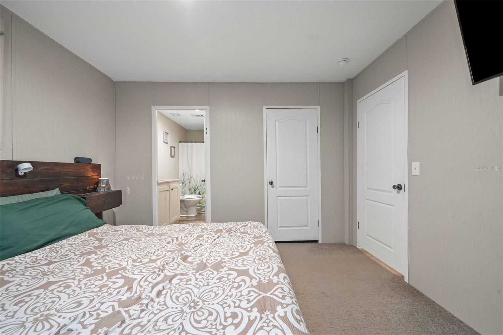 GARDEN GROVE - Residential