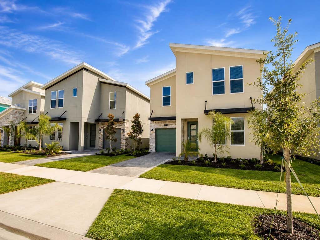 Photo of 977 Leader Street, Davenport, FL 33896 (MLS # O6433719)