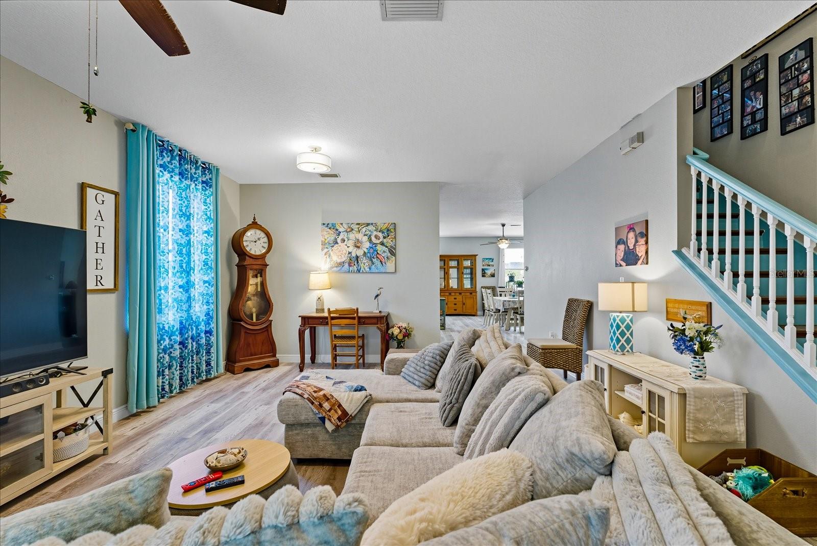 SOUTH BAY LAKES UNIT 1 - Residential