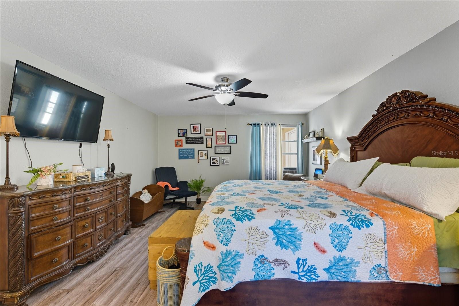 SOUTH BAY LAKES UNIT 1 - Residential