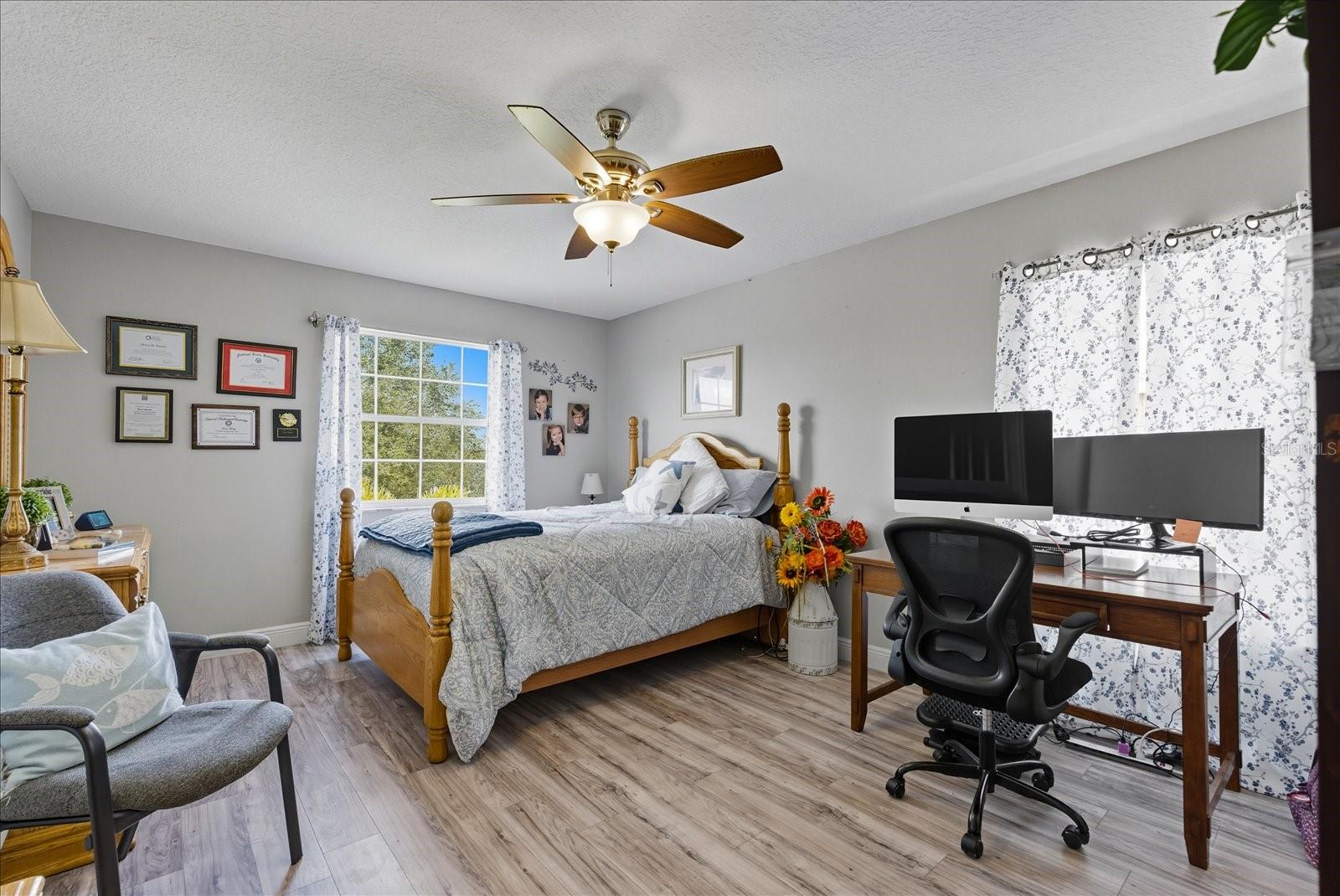 SOUTH BAY LAKES UNIT 1 - Residential