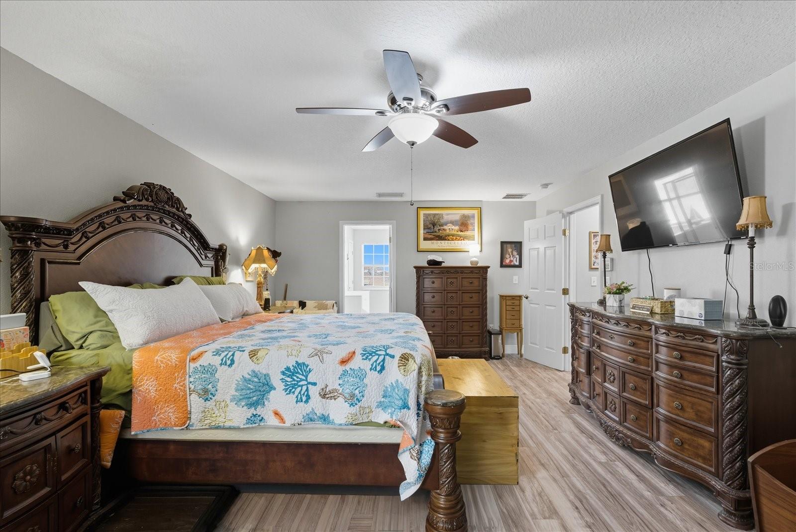 SOUTH BAY LAKES UNIT 1 - Residential