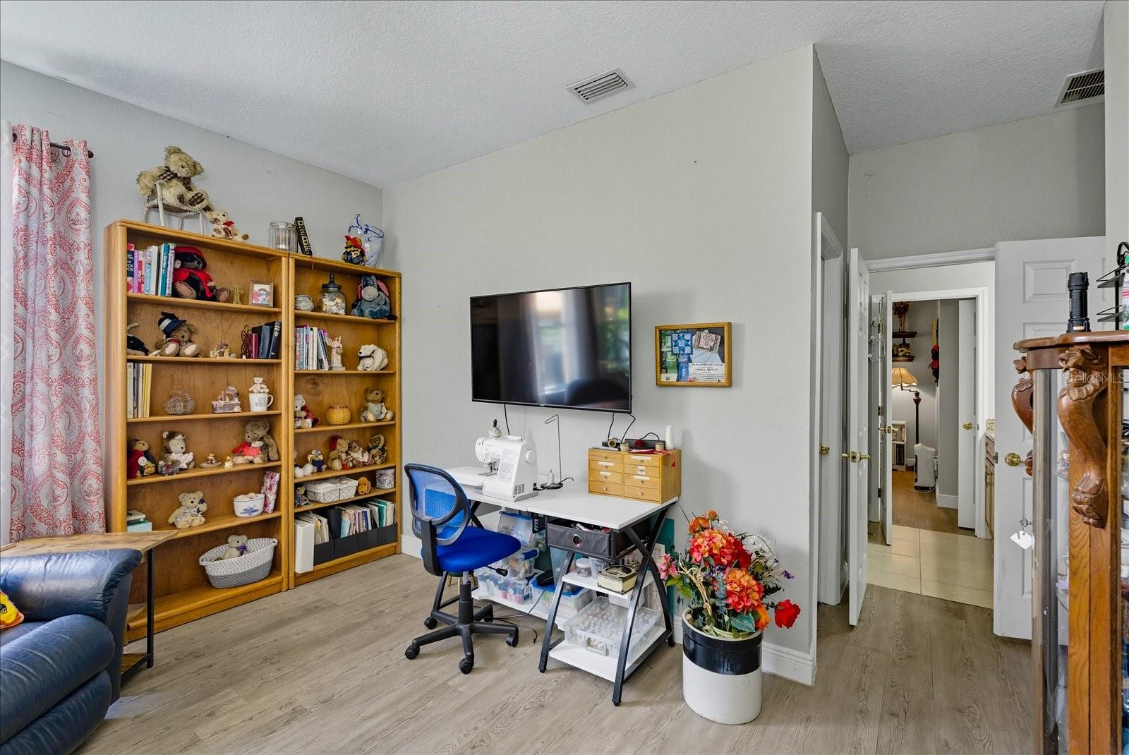 SOUTH BAY LAKES UNIT 1 - Residential