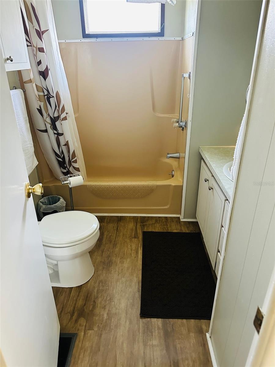 Photo 11 of 16 of 7547 HIGHPOINT BOULEVARD mobile home